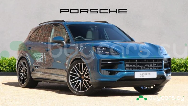 Porsche Cayenne Синий