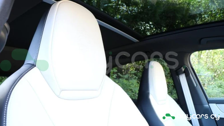 Porsche Cayenne Синий