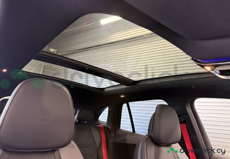 Mercedes EQE SUV Black