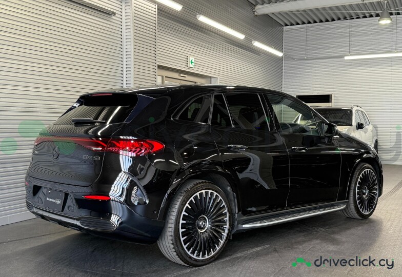 Mercedes EQE SUV Black