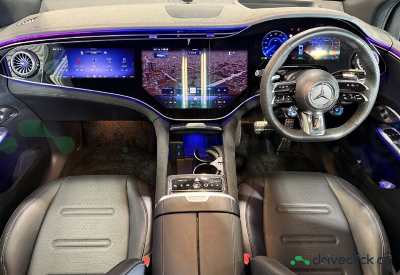 Mercedes EQE SUV Black