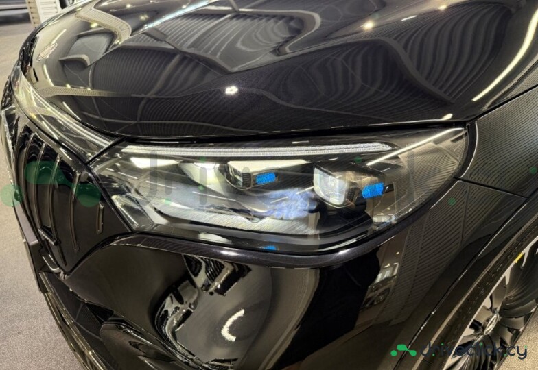 Mercedes EQE SUV Black