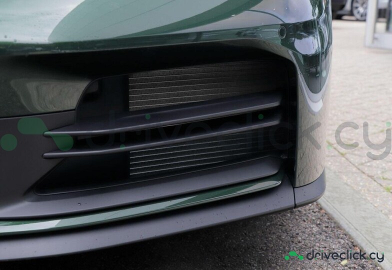 Porsche 911 Green