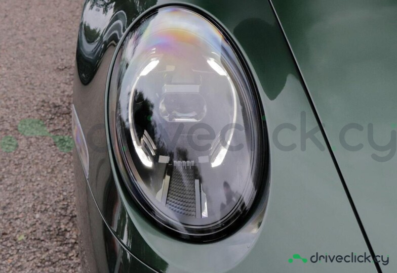 Porsche 911 Green