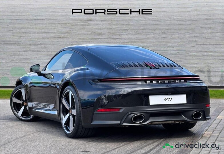 Porsche 911 Black