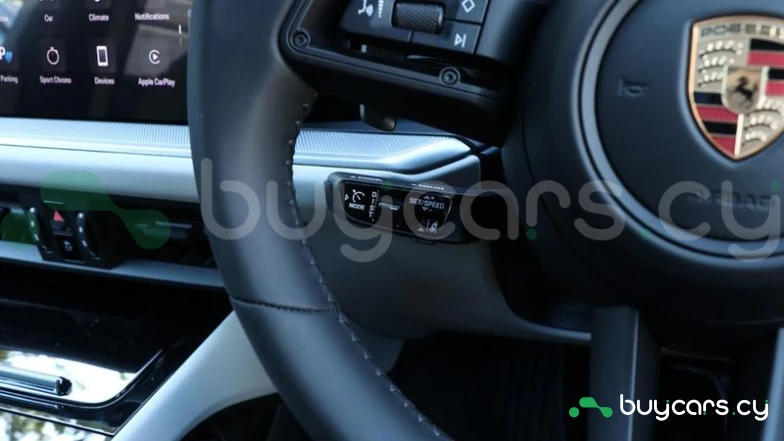 Porsche Cayenne Синий