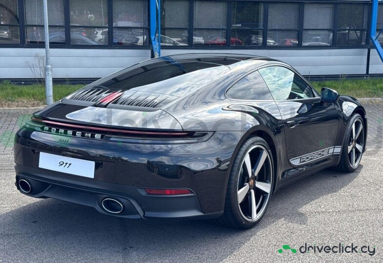 Porsche 911 Black