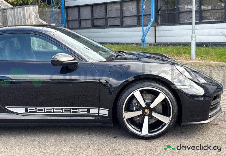 Porsche 911 Black