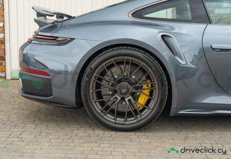 Porsche 911 Grey