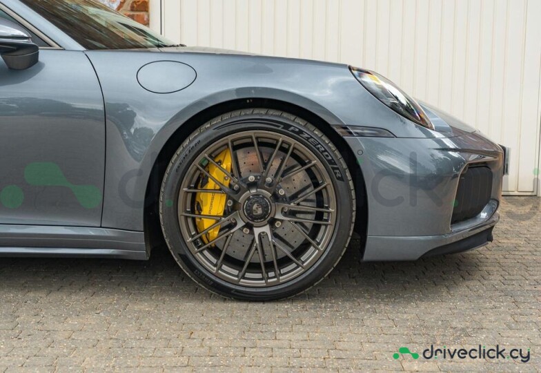 Porsche 911 Grey