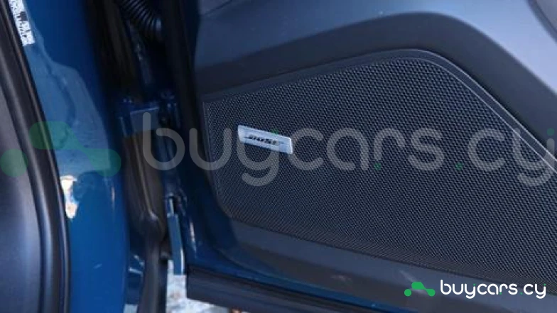 Porsche Cayenne Синий