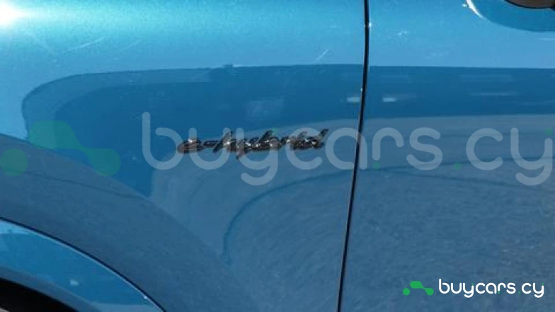 Porsche Cayenne Синий