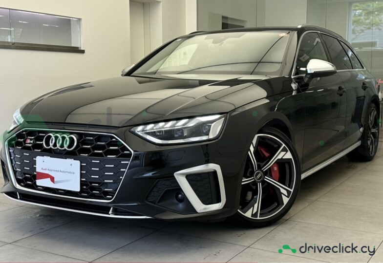 Audi S4 Black