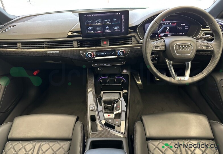 Audi S4 Black