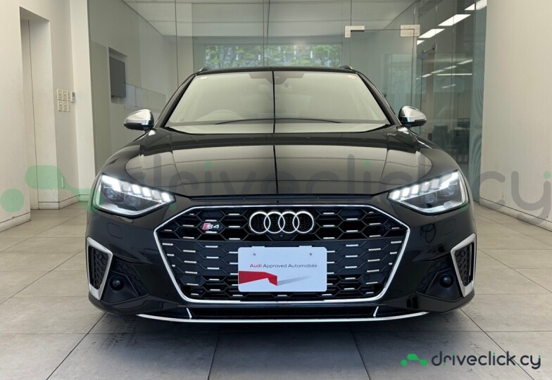 Audi S4 Black