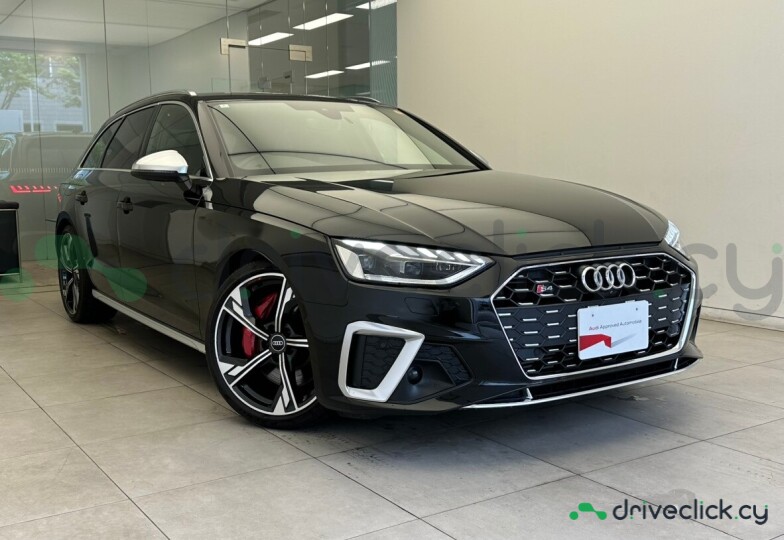 Audi S4 Black