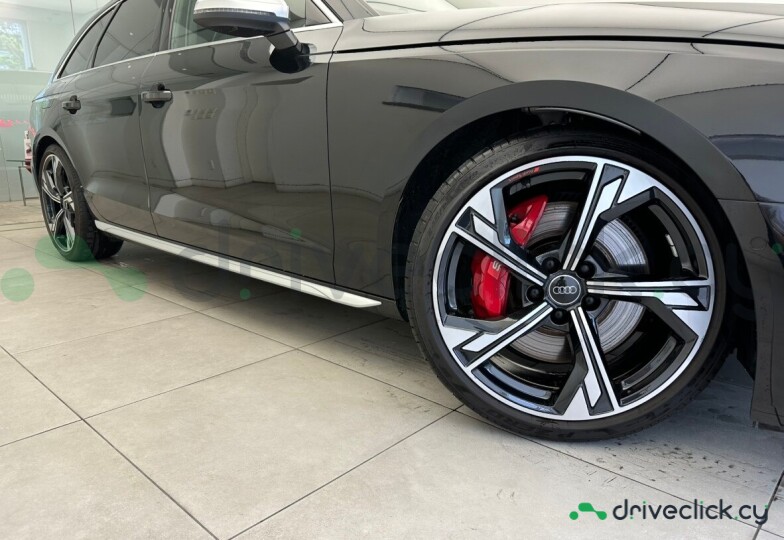 Audi S4 Black