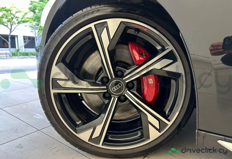 Audi S4 Black