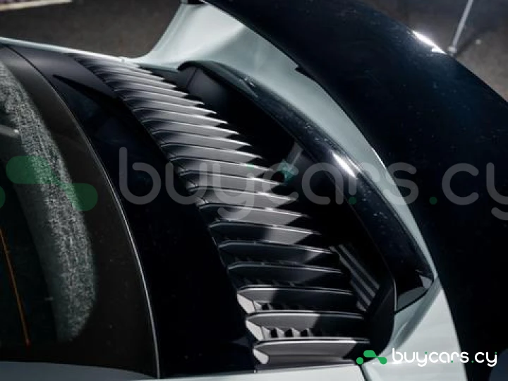 Porsche 911 Белый