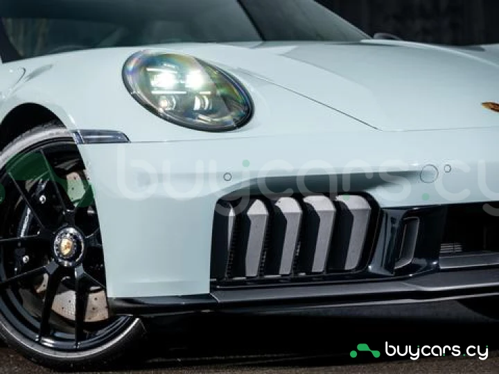 Porsche 911 Белый