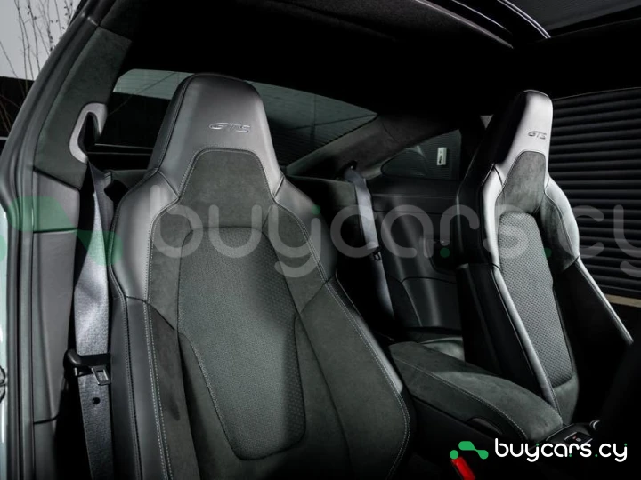 Porsche 911 Белый