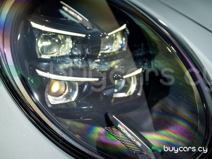 Porsche 911 Белый