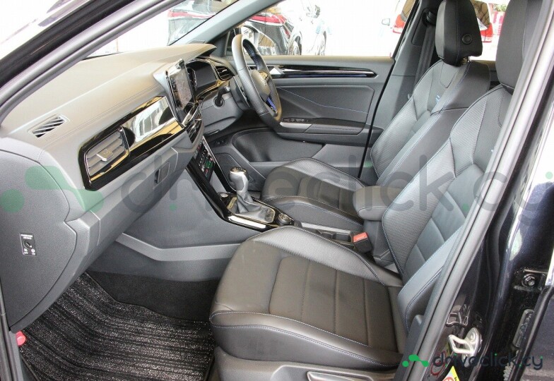 Volkswagen T-Roc Black