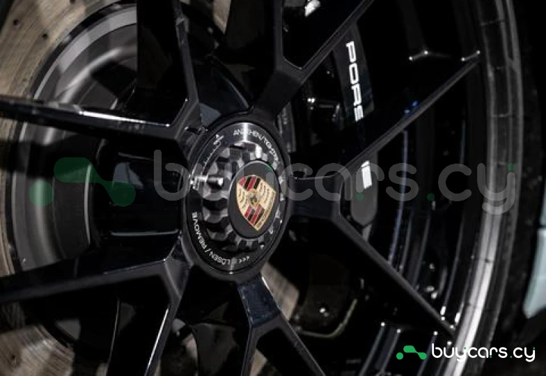 Porsche 911 Белый