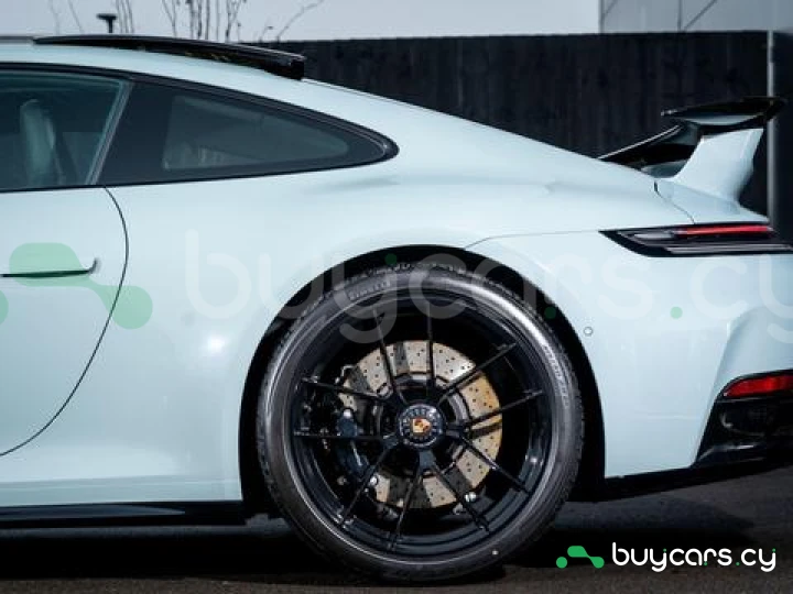 Porsche 911 Белый