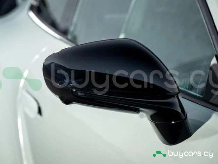 Porsche 911 Белый