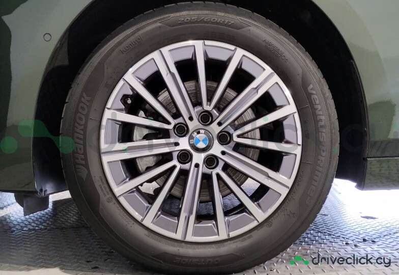 BMW 2-Series Active Tourer Green