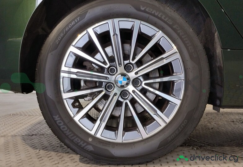 BMW 2-Series Active Tourer Green