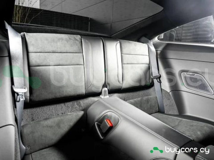 Porsche 911 Белый