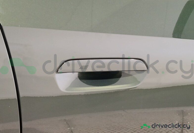 BMW 2-Series Active Tourer Green