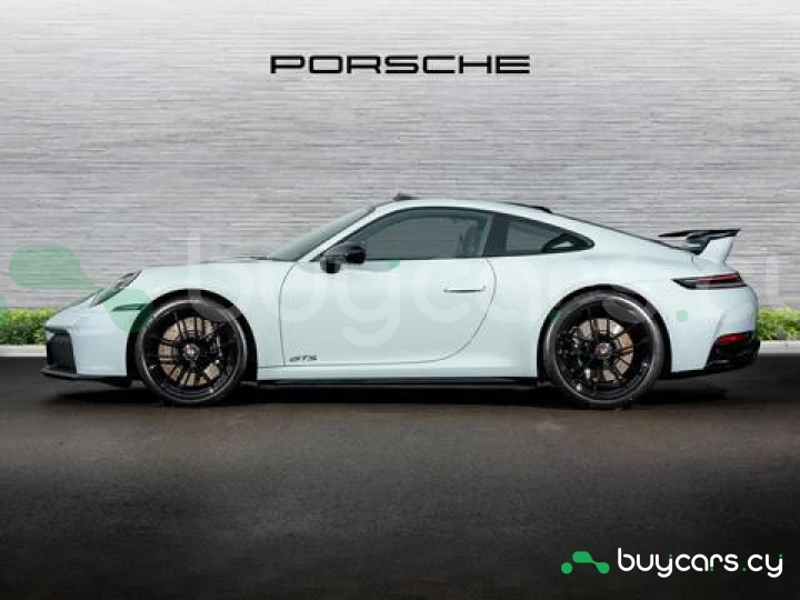 Porsche 911 Белый