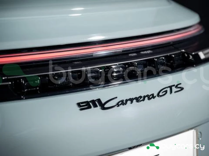 Porsche 911 Белый