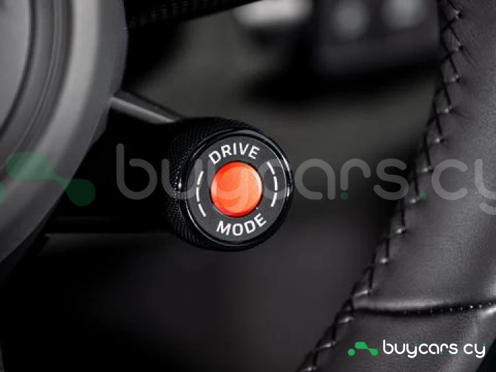 Porsche 911 Белый