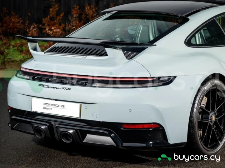 Porsche 911 Белый