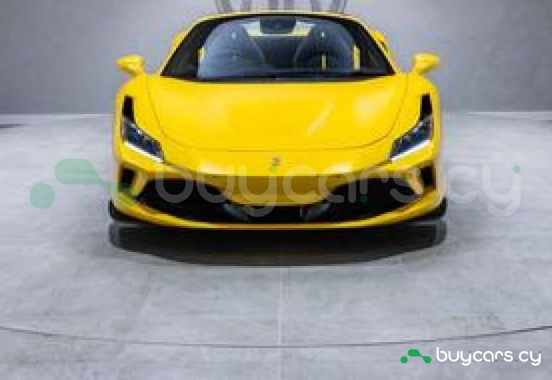 Ferrari F8 Spider Желтый