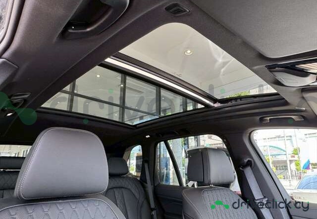 BMW X5 Blue
