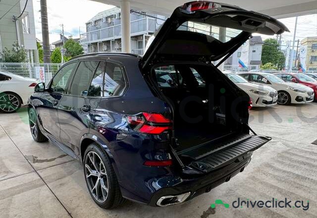 BMW X5 Blue