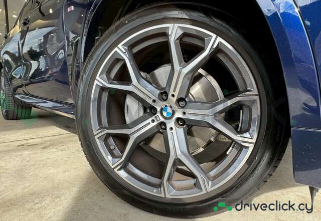 BMW X5 Blue