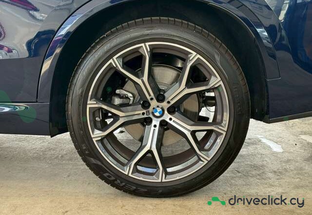 BMW X5 Blue