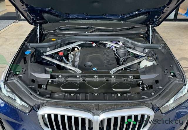 BMW X5 Blue