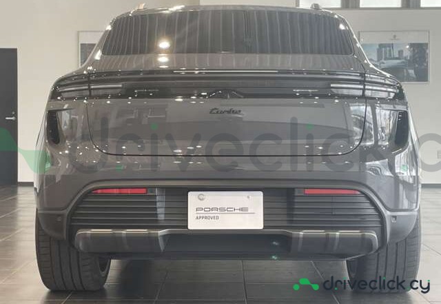 Porsche Macan Grey