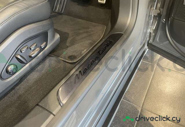 Porsche Macan Grey