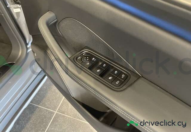 Porsche Macan Grey