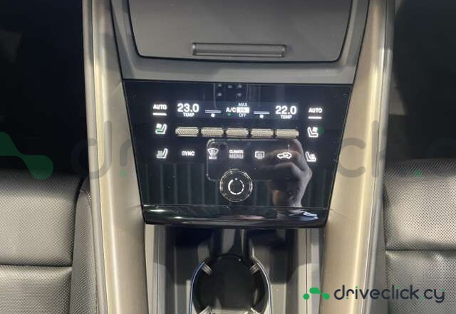 Porsche Macan Grey