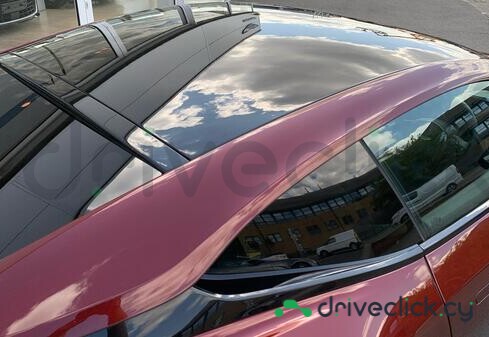 Aston Martin DB11 Red
