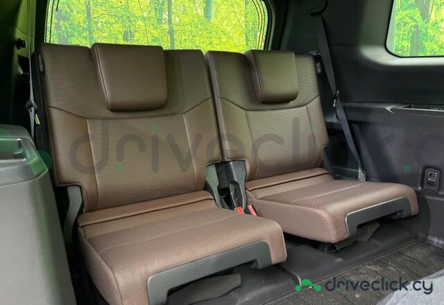 Toyota Land Cruiser 250 White